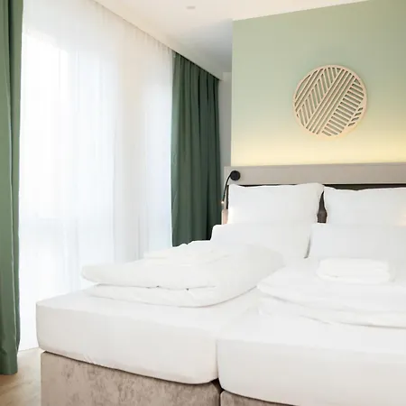 Hotel Living Am Schlosspark - Zentral, Parkplatz Und Kitchenette Rheda-Wiedenbrück