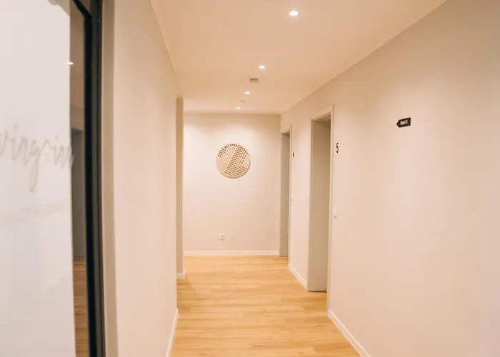 Living Am Schlosspark - Zentral, Parkplatz Und Kitchenette Hotel