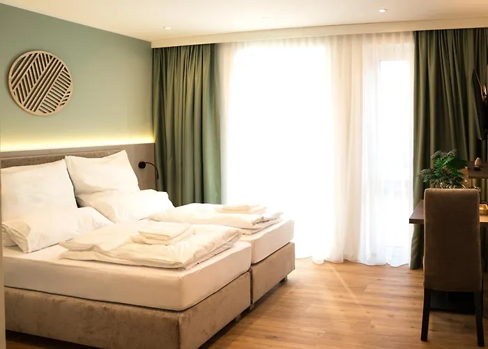 Living Am Schlosspark - Zentral, Parkplatz Und Kitchenette *