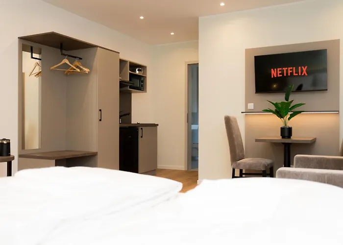 Hotel Living Am Schlosspark - Zentral, Parkplatz Und Kitchenette Rheda-Wiedenbrück